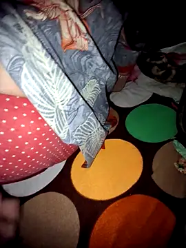 Snapshot of menakshiiikaur chatting on 03/03/25, 05:29 menakshiiikaur online show from 03/03/25, 05:29