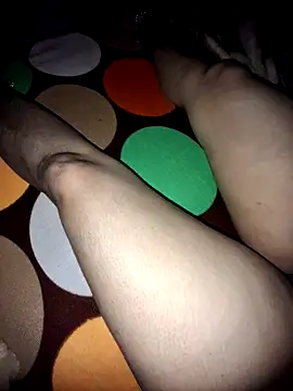 Snapshot of menakshiiikaur chatting on 03/21/25, 06:40 menakshiiikaur online show from 03/21/25, 06:40