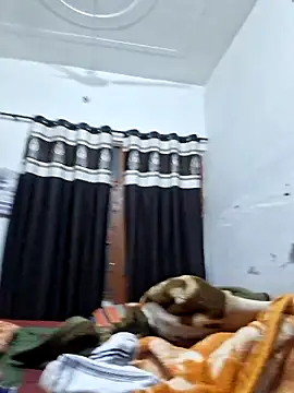 Snapshot of menakshiiikaur chatting on 11/06/25, 05:36 menakshiiikaur online show from 11/06/25, 05:36