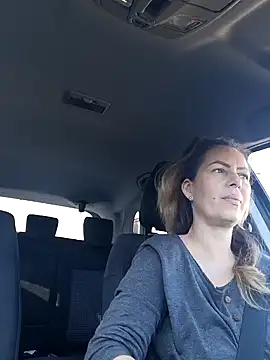 Snapshot of uber_babe chatting on 01/08/25, 11:43 uber babe online show from 01/08/25, 11:43