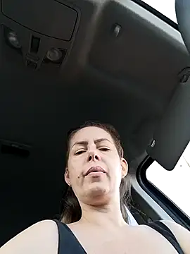 Snapshot of uber_babe chatting on 01/17/25, 01:56 uber babe online show from 01/17/25, 01:56