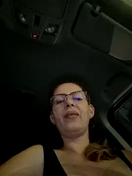 Snapshot of uber_babe chatting on 01/22/25, 05:49 uber babe online show from 01/22/25, 05:49