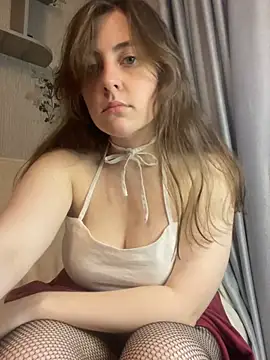 Snapshot of Topvi_ chatting on 01/14/25, 11:10 Topvi  online show from 01/14/25, 11:10