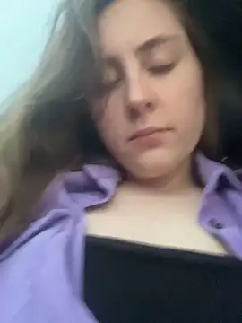 Snapshot of Topvi_ chatting on 01/19/25, 01:44 Topvi  online show from 01/19/25, 01:44