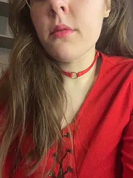 Snapshot of Topvi_ chatting on 02/17/25, 12:05 Topvi  online show from 02/17/25, 12:05