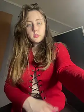 Snapshot of Topvi_ chatting on 03/15/25, 07:27 Topvi  online show from 03/15/25, 07:27