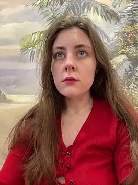 Snapshot of Topvi_ chatting on 12/14/25, 12:43 Topvi online show from 12/14/25, 12:43