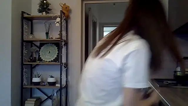 jainesummer online show from 12/18/24, 07:15