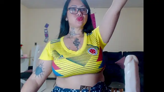 Snapshot of Saloome- chatting on 07/03/26, 11:11 Saloome- online show from 07/03/26, 11:11