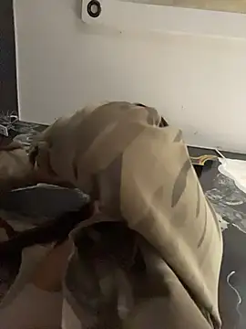 HannaRhodes online show from 10/17/25, 02:52