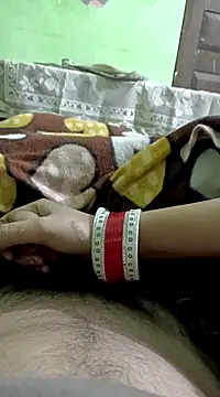 Snapshot of QUEEN-X-CPL chatting on 12/15/24, 04:59 QUEEN-X-CPL online show from 12/15/24, 04:59