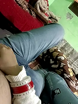 Snapshot of QUEEN-X-CPL chatting on 12/17/24, 04:43 QUEEN-X-CPL online show from 12/17/24, 04:43