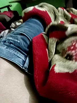 Snapshot of QUEEN-X-CPL chatting on 02/04/25, 05:45 QUEEN-X-CPL online show from 02/04/25, 05:45