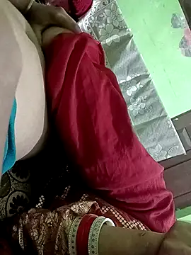 Snapshot of QUEEN-X-CPL chatting on 02/18/25, 05:53 QUEEN-X-CPL online show from 02/18/25, 05:53