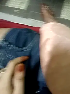 Snapshot of QUEEN-X-CPL chatting on 02/25/25, 05:36 QUEEN-X-CPL online show from 02/25/25, 05:36