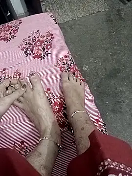 Snapshot of QUEEN-X-CPL chatting on 09/12/25, 05:57 QUEEN-X-CPL online show from 09/12/25, 05:57