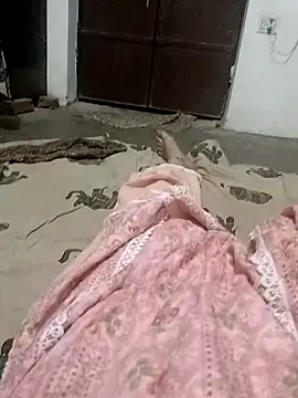 Snapshot of QUEEN-X-CPL chatting on 09/19/25, 06:08 QUEEN-X-CPL online show from 09/19/25, 06:08