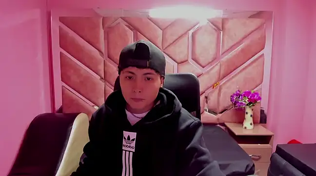 Im Mathias online show from 01/14/25, 02:40