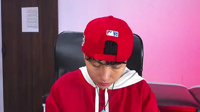 Im Mathias online show from 03/20/26, 03:11