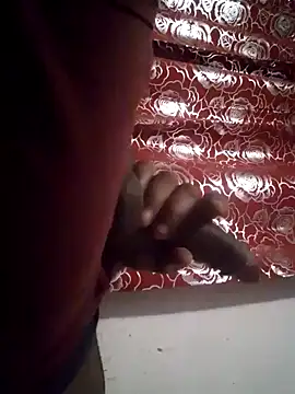 Snapshot of sunnybigd24 chatting on 01/06/25, 06:25 sunnybigd24 online show from 01/06/25, 06:25