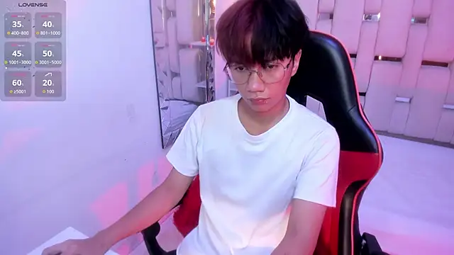 Snapshot of Eriol_ chatting on 10/02/25, 11:39 Eriol online show from 10/02/25, 11:39