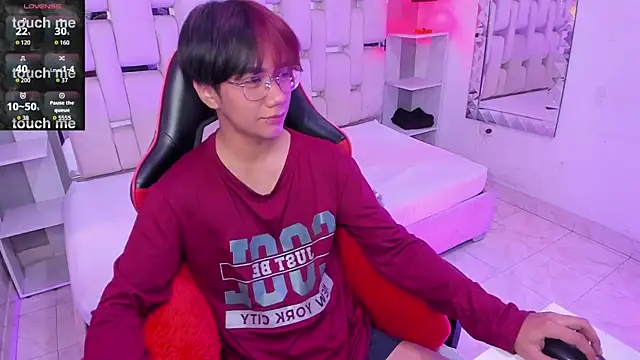 Snapshot of Eriol_ chatting on 11/02/25, 11:45 Eriol online show from 11/02/25, 11:45