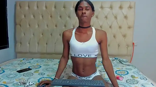 Snapshot of angelica_sexy1 chatting on 02/11/25, 10:28 angelica sexy1 online show from 02/11/25, 10:28