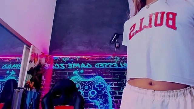 Isabella stanford2 online show from 02/21/26, 04:35