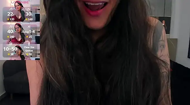 Snapshot of Zara_Jackson chatting on 01/12/25, 03:03 Zara Jackson online show from 01/12/25, 03:03
