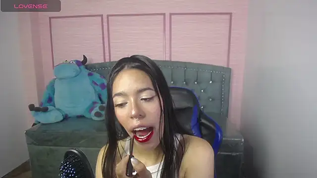 stephania t online show from 03/07/25, 10:56