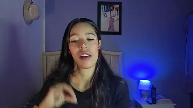 stephania t online show from 04/10/26, 04:23