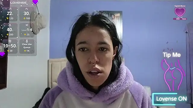 Snapshot of stephania_t chatting on 06/13/26, 12:25 stephania t online show from 06/13/26, 12:25
