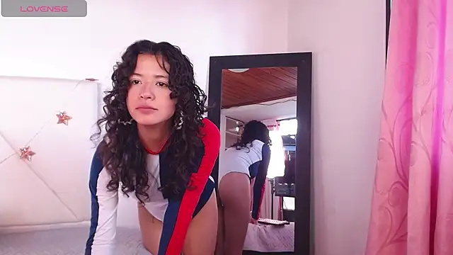 julz 03 online show from 12/03/25, 12:14