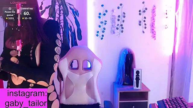 Gaby Tailor online show from 04/04/26, 12:09