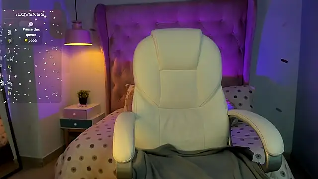  Sophie  miller online show from 02/11/26, 07:41