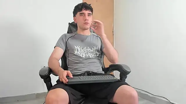 leo030809 online show from 05/22/26, 11:32
