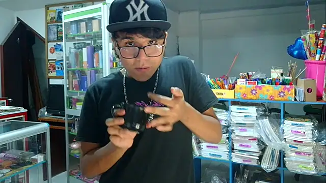 Baby Cream online show from 03/18/25, 03:31