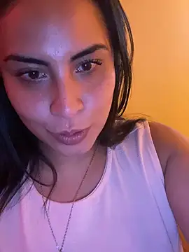 Effyvice13 online show from 06/17/26, 07:44