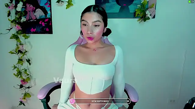 vaura  online show from 03/21/25, 01:45