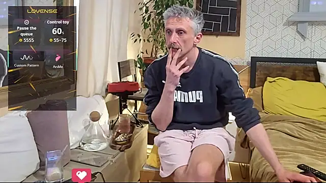 unclestefansdick online show from 04/16/26, 02:07