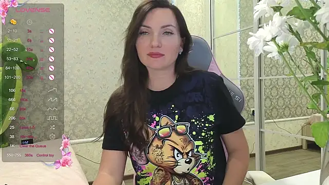 -DIVORA- online show from 10/14/25, 08:53