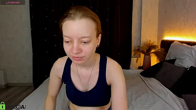 Michelle Blond online show from 12/21/25, 08:21