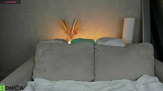 Michelle Blond online show from 03/21/26, 07:57