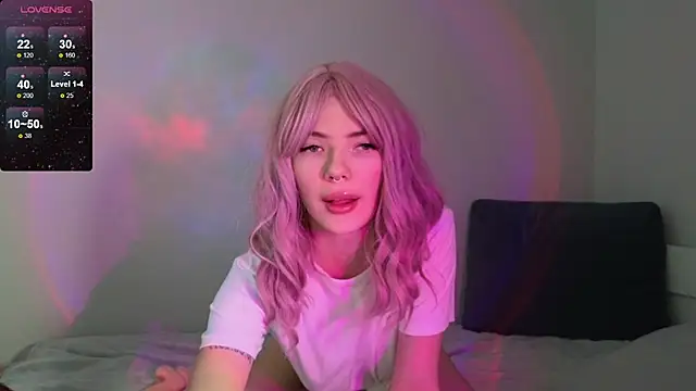 Snapshot of Vetalife chatting on 02/19/25, 10:01 Vetalife online show from 02/19/25, 10:01