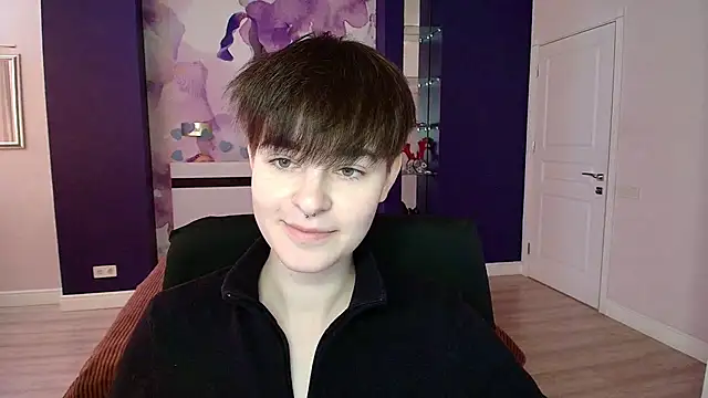 Snapshot of EmiliaYours chatting on 03/09/25, 01:15 EmiliaYours online show from 03/09/25, 01:15