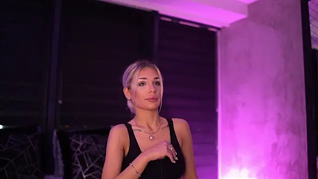 Candy Ivy online show from 11/10/25, 06:07