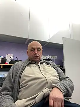 Snapshot of pantomax chatting on 12/06/24, 11:54 pantomax online show from 12/06/24, 11:54