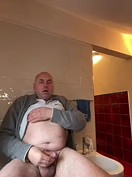 Snapshot of pantomax chatting on 12/31/24, 01:30 pantomax online show from 12/31/24, 01:30