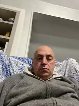 Snapshot of pantomax chatting on 01/06/25, 04:15 pantomax online show from 01/06/25, 04:15