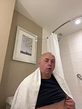 Snapshot of pantomax chatting on 01/09/25, 03:47 pantomax online show from 01/09/25, 03:47